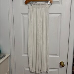 Urban Outfitters Out from Under Pleated Pants in White